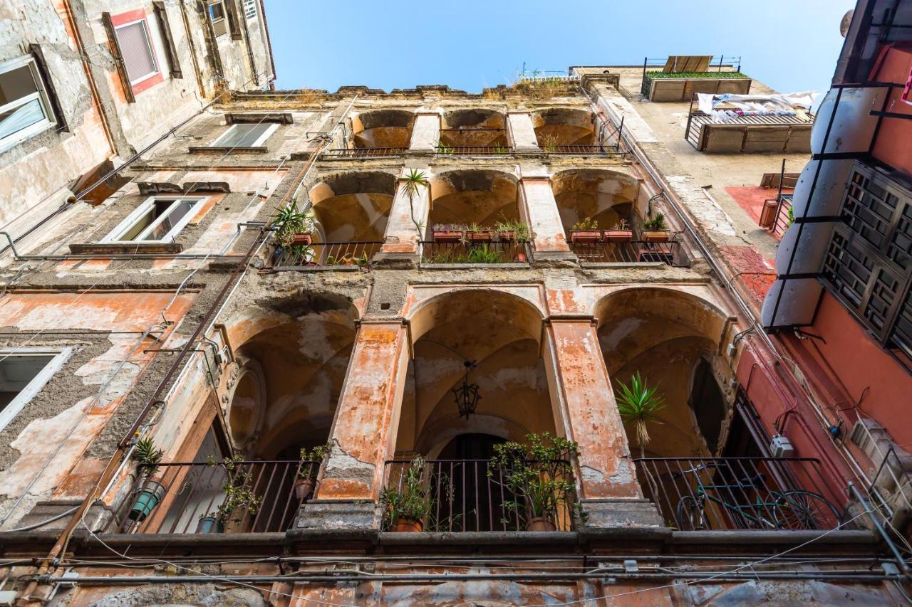 La Gatta Cenerentola Rooms Napoli Eksteriør bilde